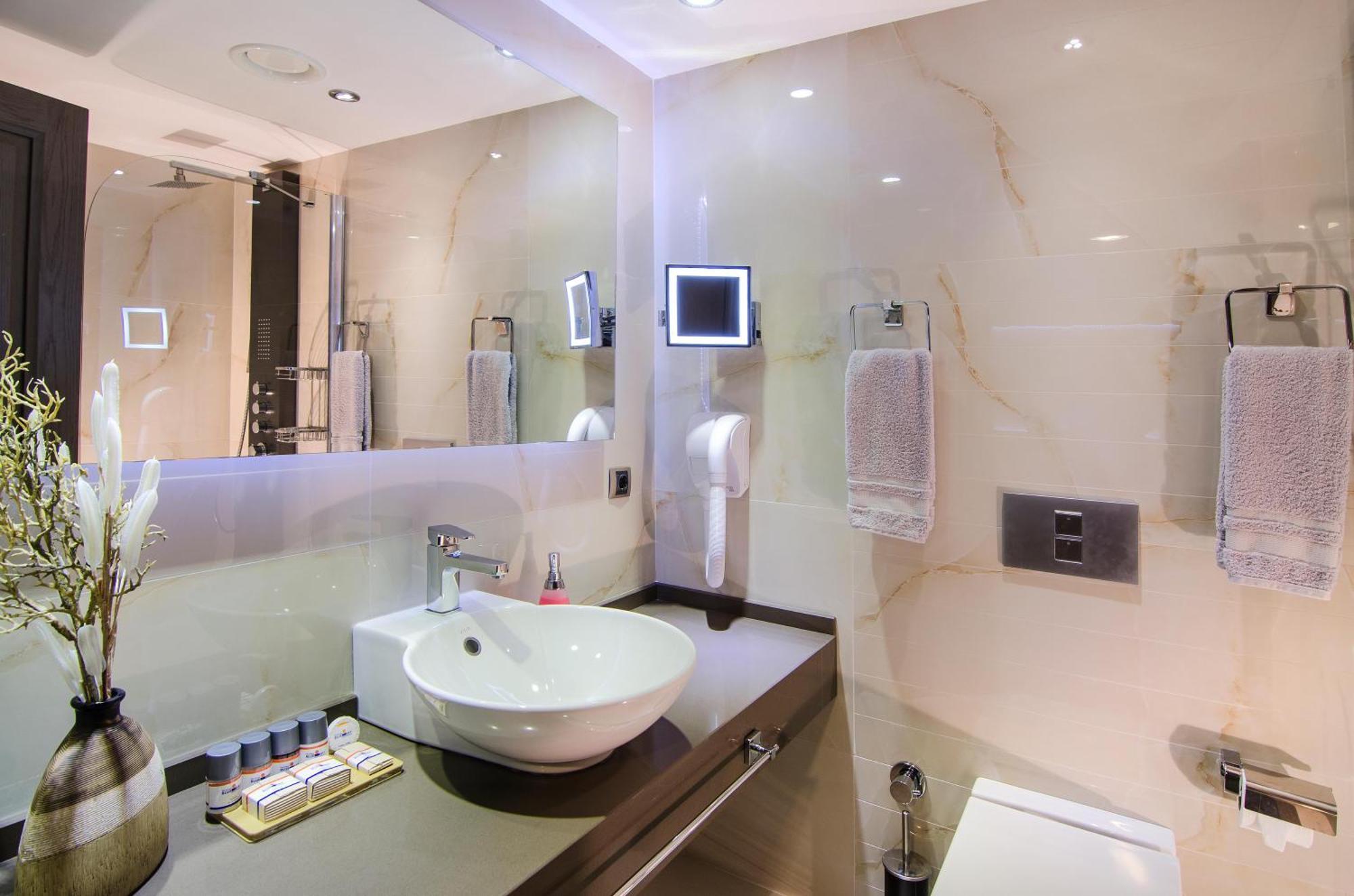Курортный комплекс The Grand Blue Sky International 4*