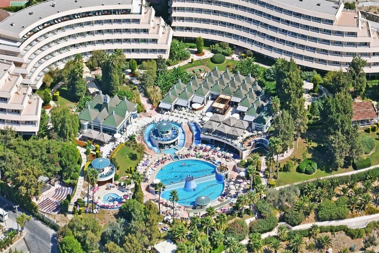 The Grand Blue Sky International Курортный комплекс